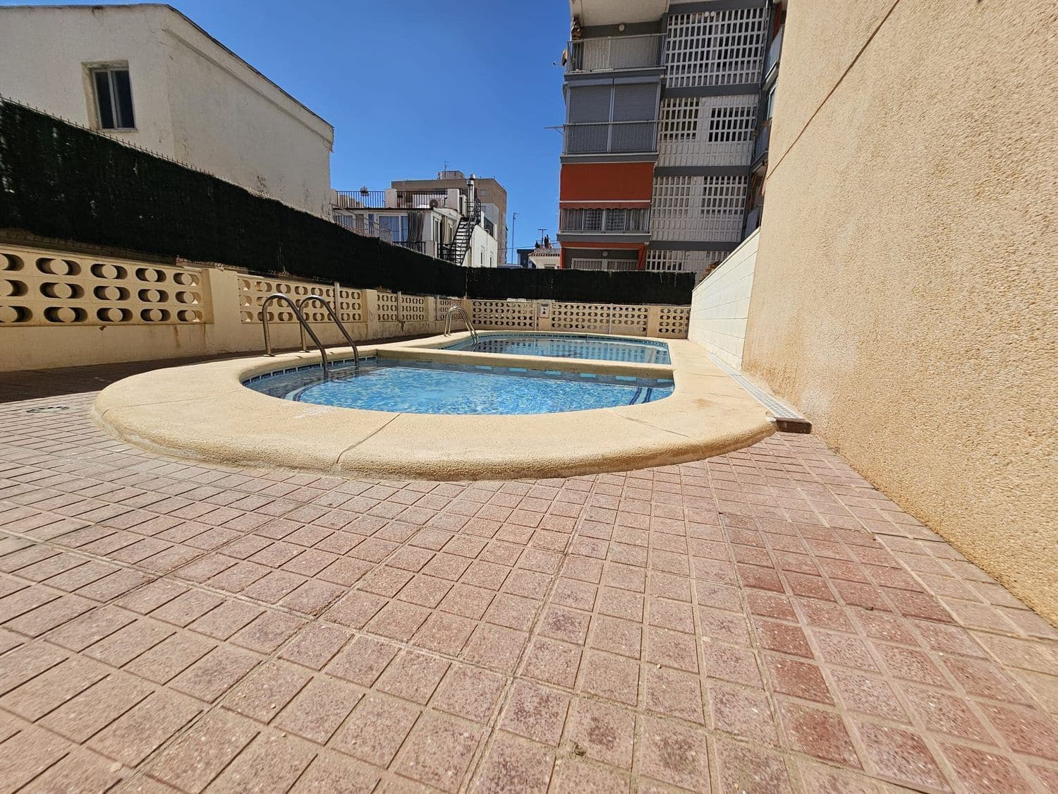 Piso de 3 habitaciones en Gandia en venta - 319.000 € (Ref: 9626165)