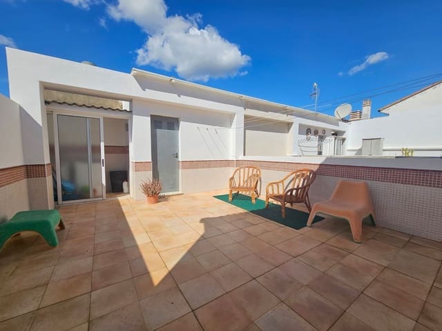 Adosado de 4 habitaciones en Gandia en venta - 279.900 € (Ref: 9626169)
