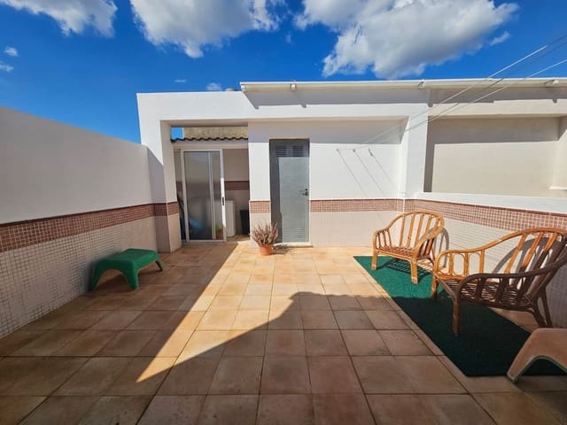 Adosado de 4 habitaciones en Gandia en venta - 279.900 € (Ref: 9626169)