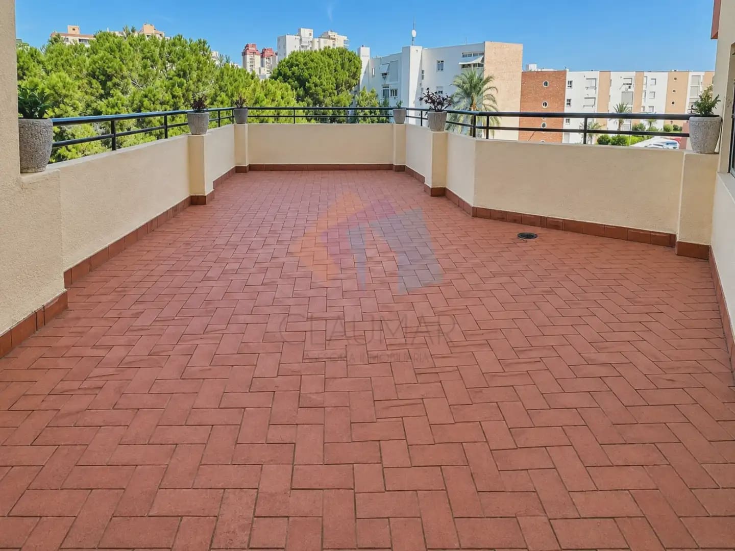 3 bedroom Flat for sale in Gandia with pool garage - € 309,000 (Ref: 9626172)