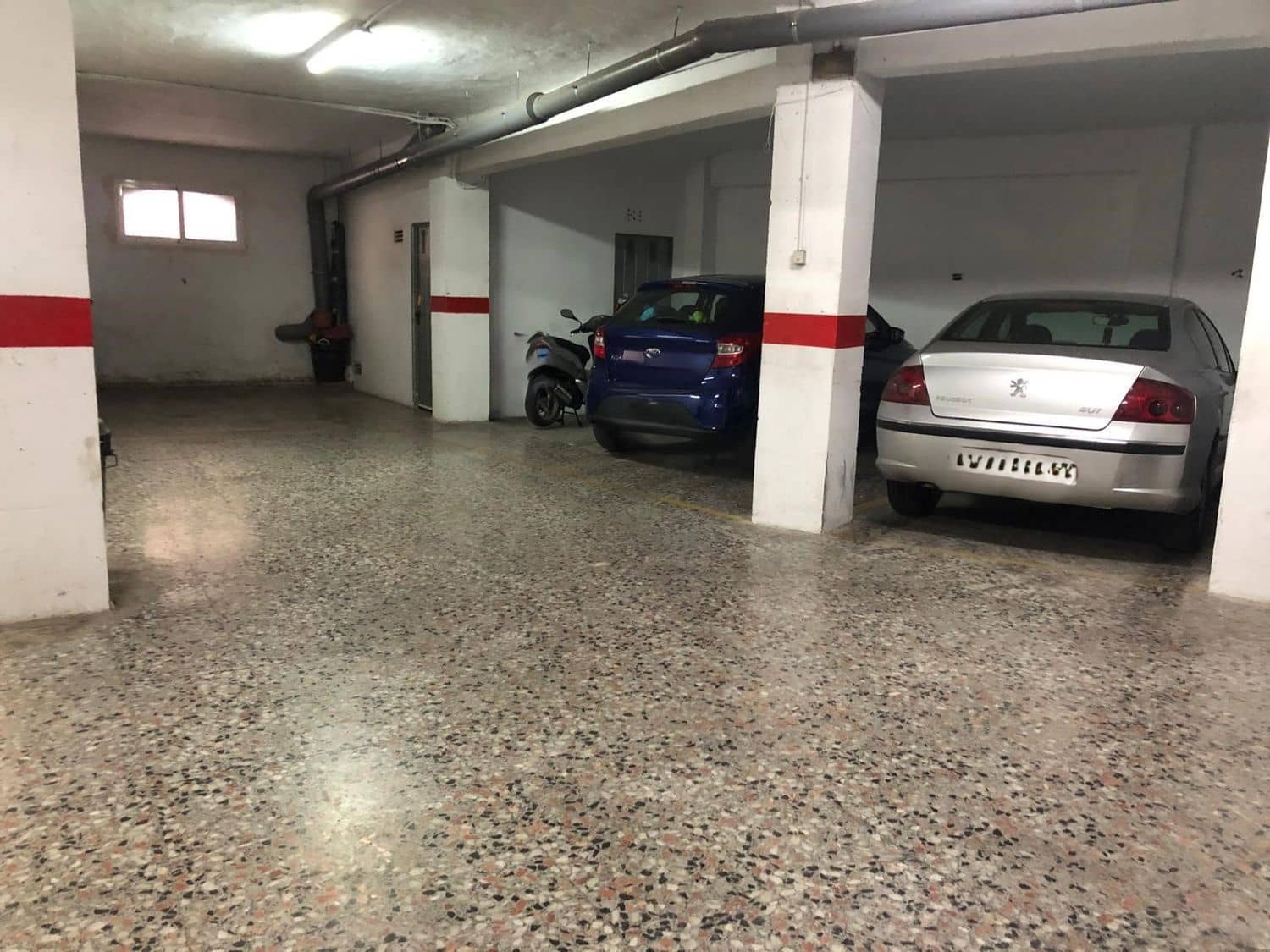 Commercial for sale in Gandia - € 72,000 (Ref: 9626173)