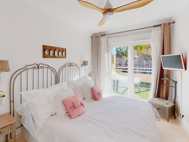 3 bedroom Flat for sale in L'Almadrava - L'Estanyó, Dénia - € 595,000 (Ref: 9626175)