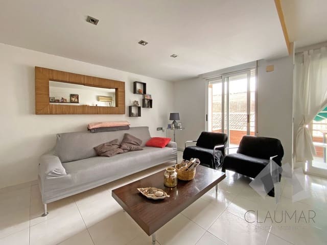 3 bedroom Flat for sale in Gandia - € 165,000 (Ref: 9626176)