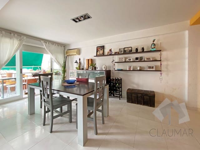 3 bedroom Flat for sale in Gandia - € 165,000 (Ref: 9626176)