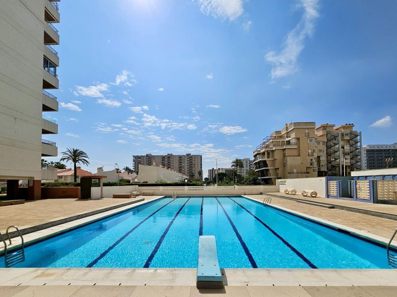 Piso de 4 habitaciones en Gandia en venta - 399.000 € (Ref: 9626178)