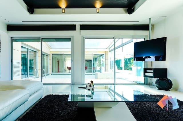 4 makuuhuone Huvila myytävänä paikassa Gandia - 900 000 € (Ref: 9626180)