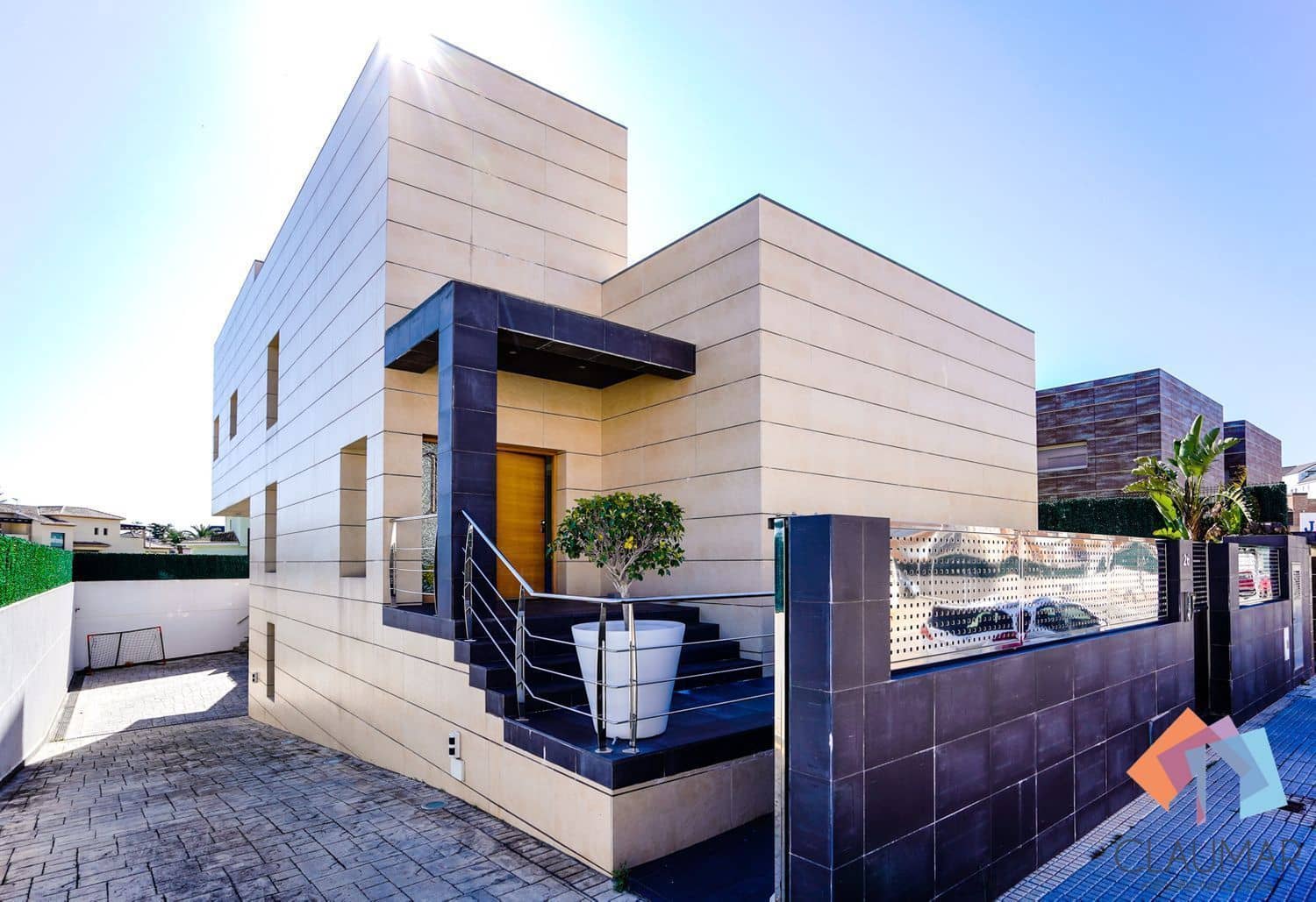 4 makuuhuone Huvila myytävänä paikassa Gandia - 900 000 € (Ref: 9626180)