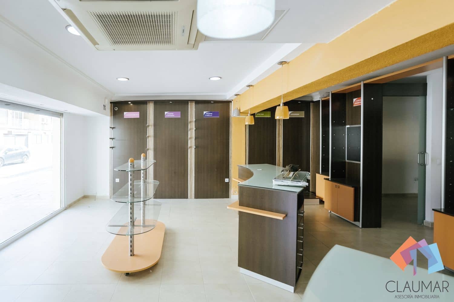 Commercieel te koop in Gandia - € 165.000 (Ref: 9626182)