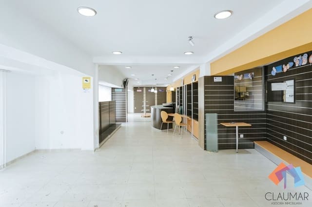 Commercieel te koop in Gandia - € 165.000 (Ref: 9626182)