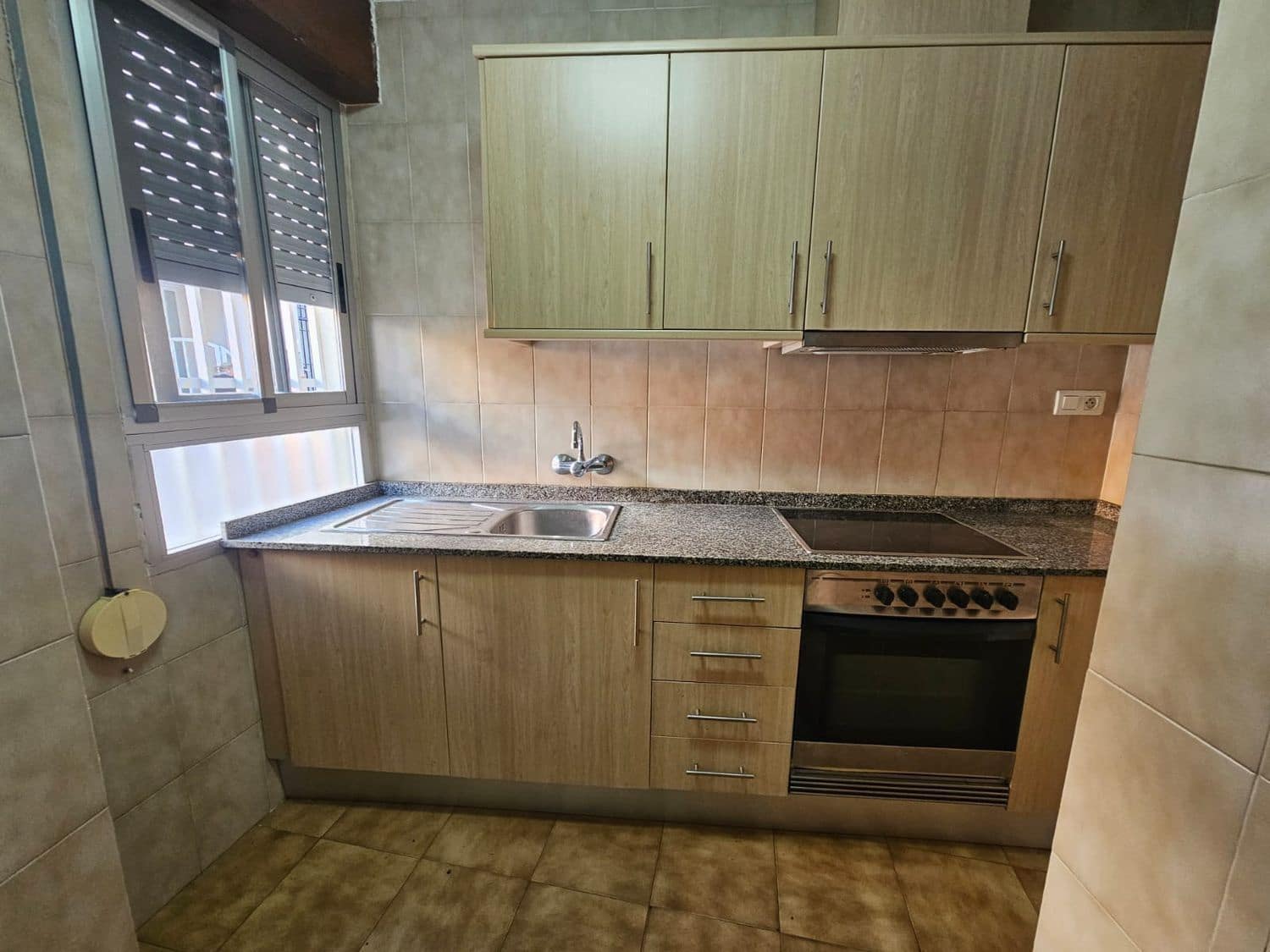 7 bedroom Beach Apartment for sale in Gandia - € 395,000 (Ref: 9626416)