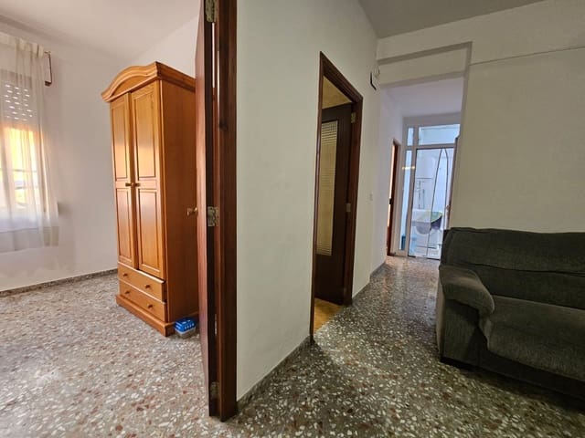 7 bedroom Beach Apartment for sale in Gandia - € 395,000 (Ref: 9626416)