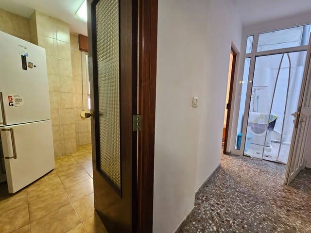 7 bedroom Beach Apartment for sale in Gandia - € 395,000 (Ref: 9626416)