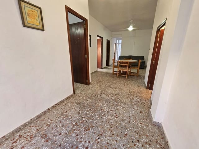 7 bedroom Beach Apartment for sale in Gandia - € 395,000 (Ref: 9626416)