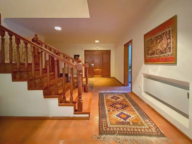 4 bedroom Villa for sale in Gandia - € 1,700,000 (Ref: 9626418)