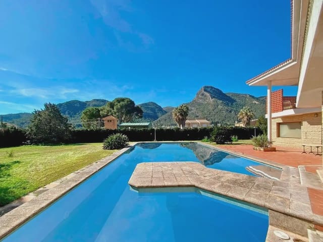 4 bedroom Villa for sale in Gandia - € 1,700,000 (Ref: 9626418)