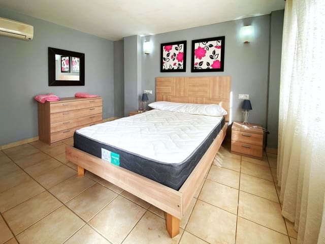 Apartamento Playa de 3 habitaciones en Oliva Playa, Oliva en venta - 279.000 € (Ref: 9626421)