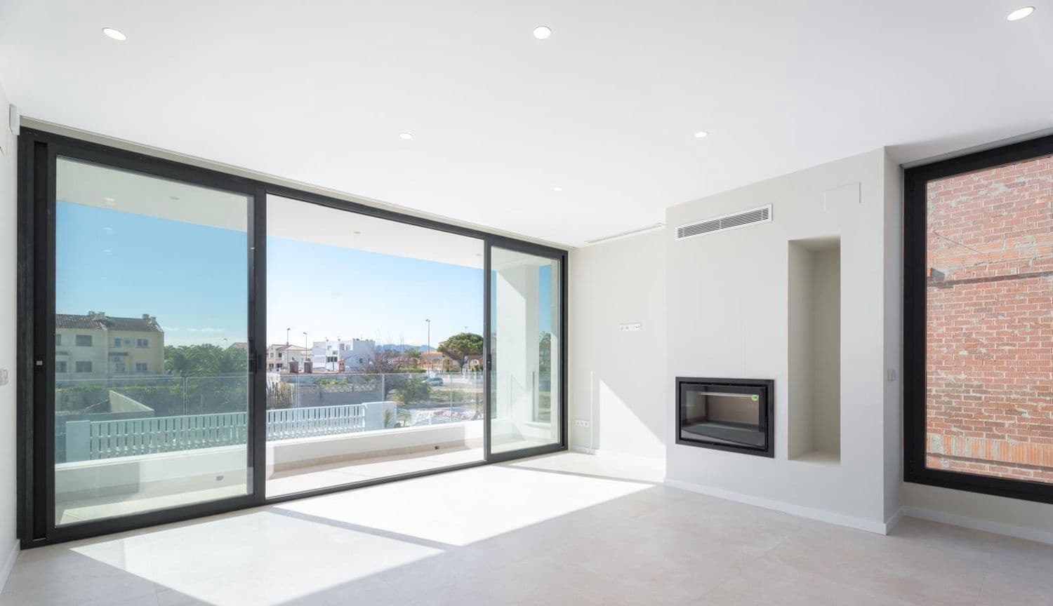 5 camera da letto Villa in vendita in Oliva - 950.000 € (Rif: 9626422)