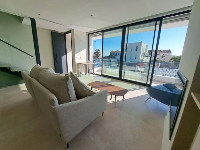 5 camera da letto Villa in vendita in Oliva Playa, Oliva - 950.000 € (Rif: 9626422)