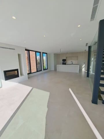 5 soveværelse Villa til salg i Oliva Playa, Oliva - € 950.000 (Ref: 9626422)
