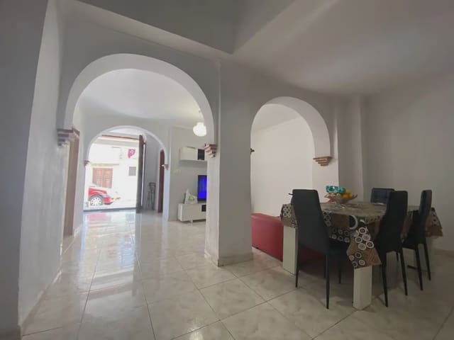 4 soveværelse Byhus til salg i Oliva Pueblo, Oliva - € 210.000 (Ref: 9626425)