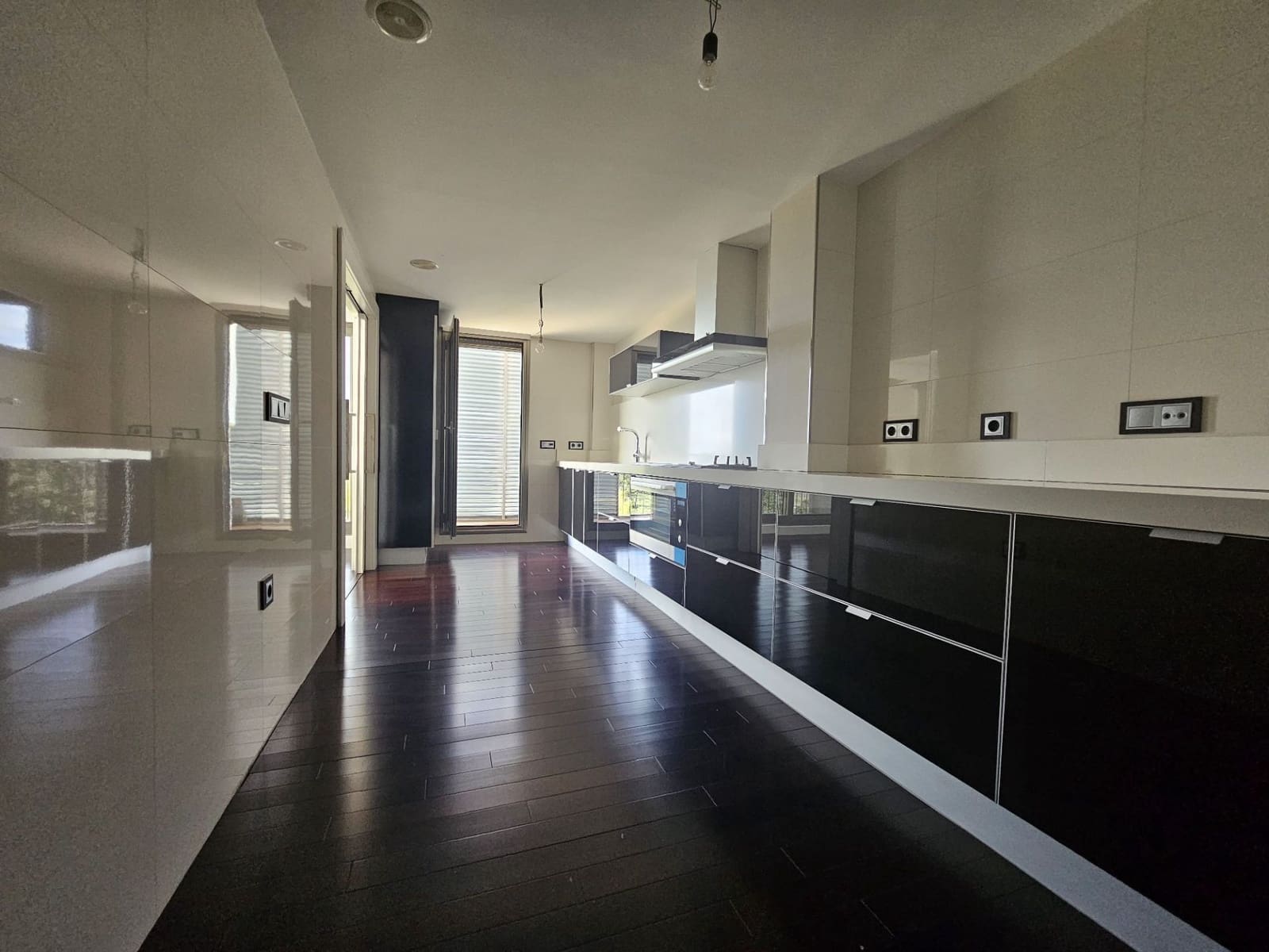 3 bedroom Apartment for sale in La Pobla del Duc with pool - € 249,900 (Ref: 9628038)