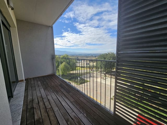 3 bedroom Apartment for sale in La Pobla del Duc with pool - € 249,900 (Ref: 9628038)