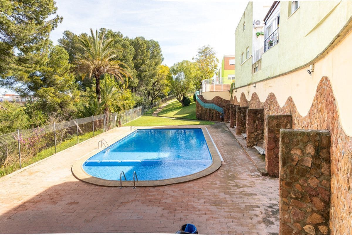 Adosado de 3 habitaciones en Almoines en venta con piscina garaje - 269.000 € (Ref: 9679317)
