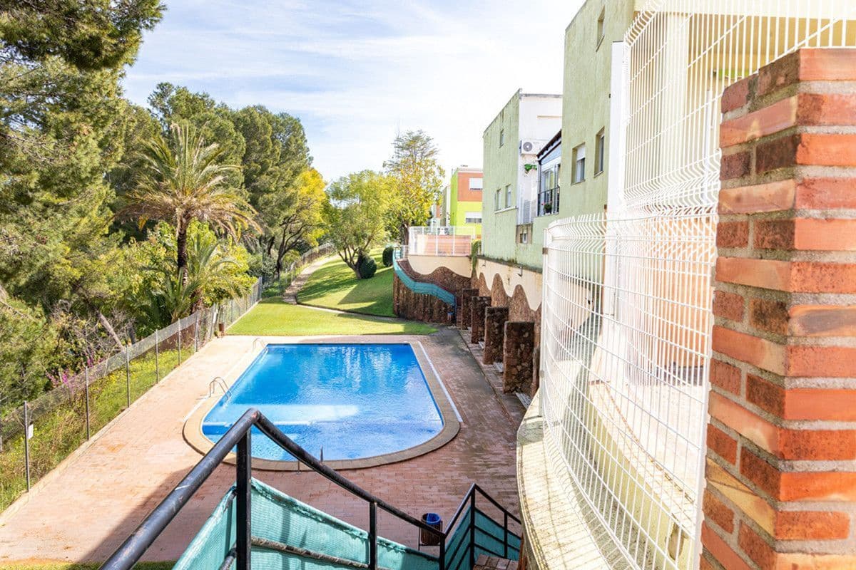Adosado de 3 habitaciones en Almoines en venta con piscina garaje - 269.000 € (Ref: 9679317)