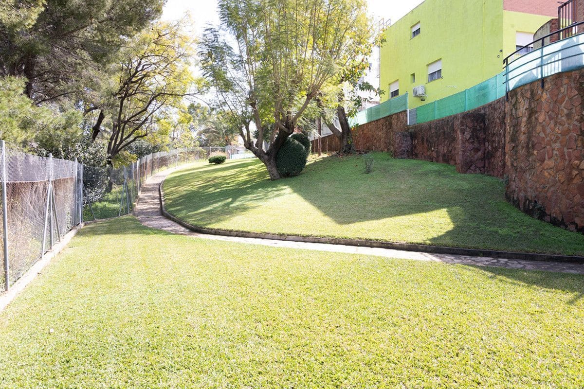 Adosado de 3 habitaciones en Almoines en venta con piscina garaje - 269.000 € (Ref: 9679317)