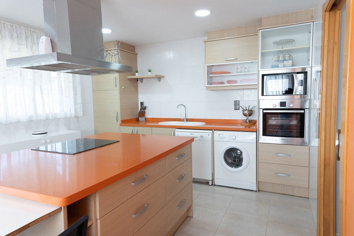 Adosado de 3 habitaciones en Almoines en venta con piscina garaje - 269.000 € (Ref: 9679317)