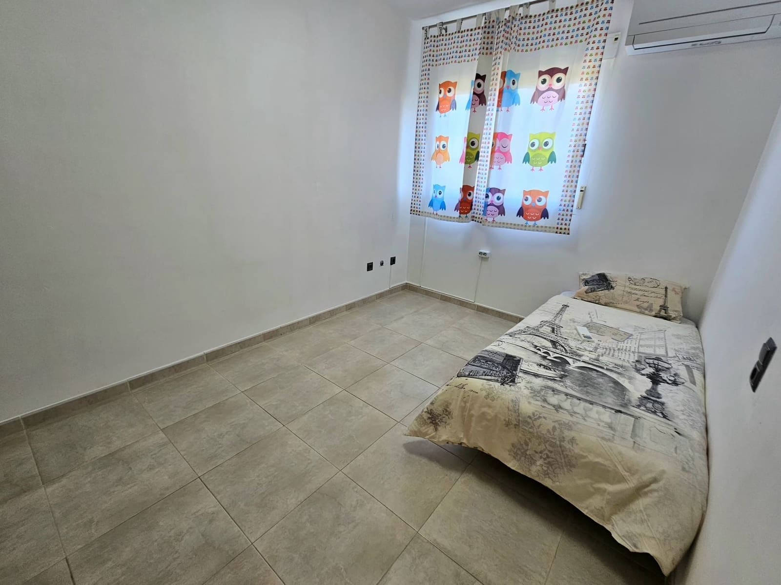 Adosado de 3 habitaciones en Almoines en venta con piscina garaje - 269.000 € (Ref: 9679317)