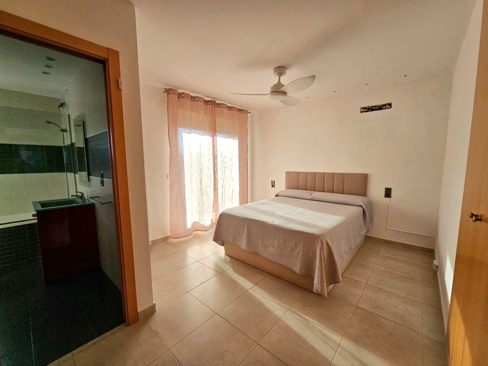 Adosado de 3 habitaciones en Almoines en venta con piscina garaje - 269.000 € (Ref: 9679317)