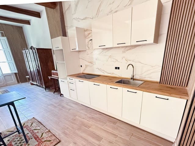 3 bedroom Townhouse for sale in Gandia - € 250,000 (Ref: 9709201)