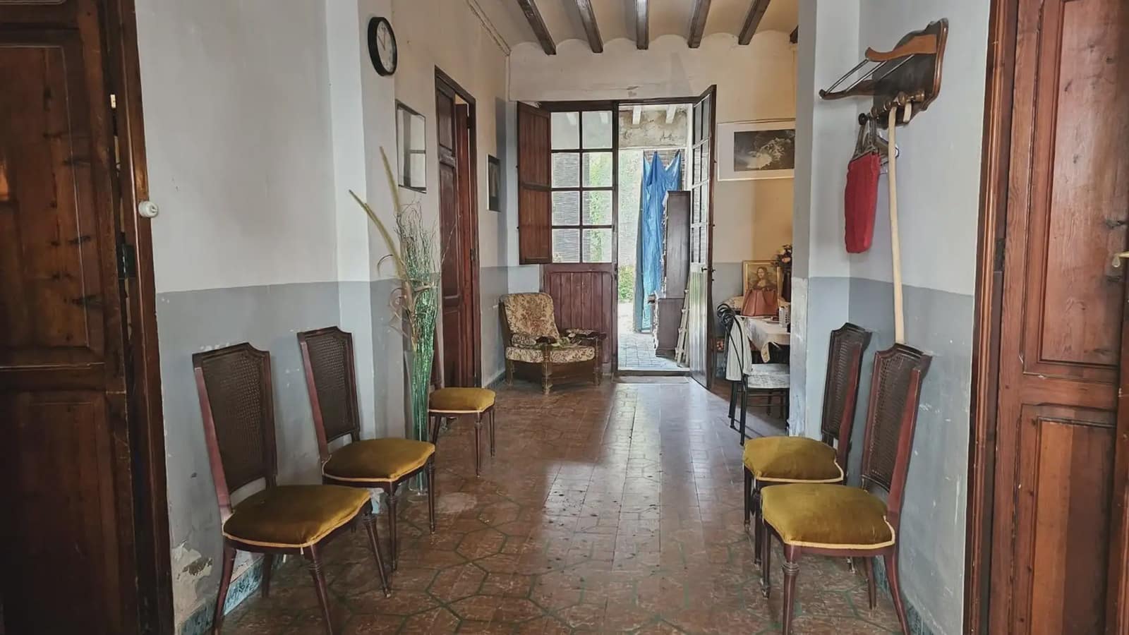 9 soverom Hus til salgs i Gandia - € 280 000 (Ref: 9744008)