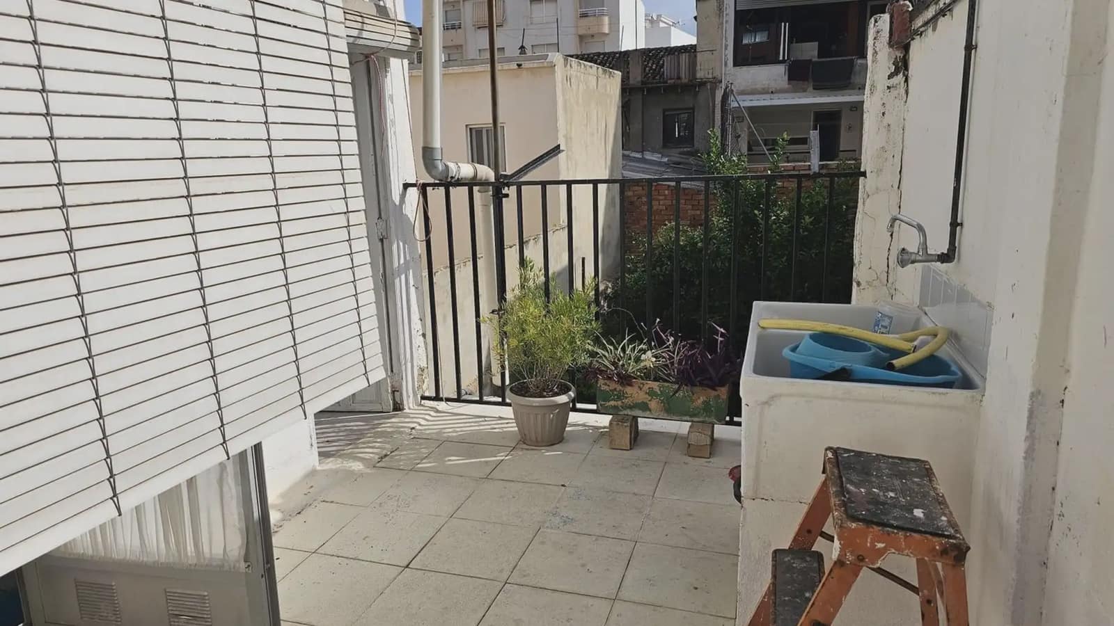 9 soverom Hus til salgs i Gandia - € 280 000 (Ref: 9744008)