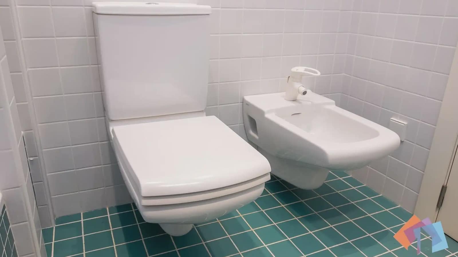 Local Comercial de 4 habitaciones en Gandia en venta - 975.000 € (Ref: 9744009)