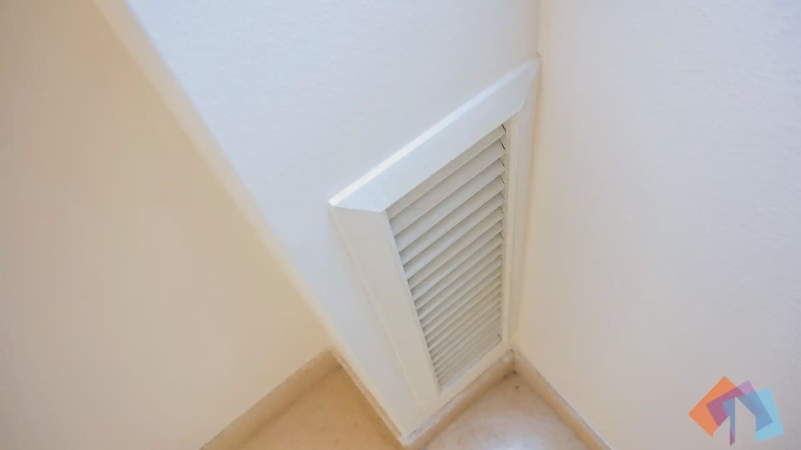 Local Comercial de 4 habitaciones en Gandia en venta - 975.000 € (Ref: 9744009)