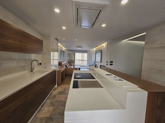 3 slaapkamer Flat te koop in Gandia met zwembad - € 449.900 (Ref: 9744317)