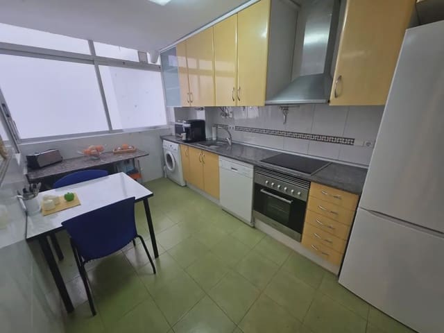 4 chambre Appartement à vendre à Gandia - 139 000 € (Ref: 9752630)