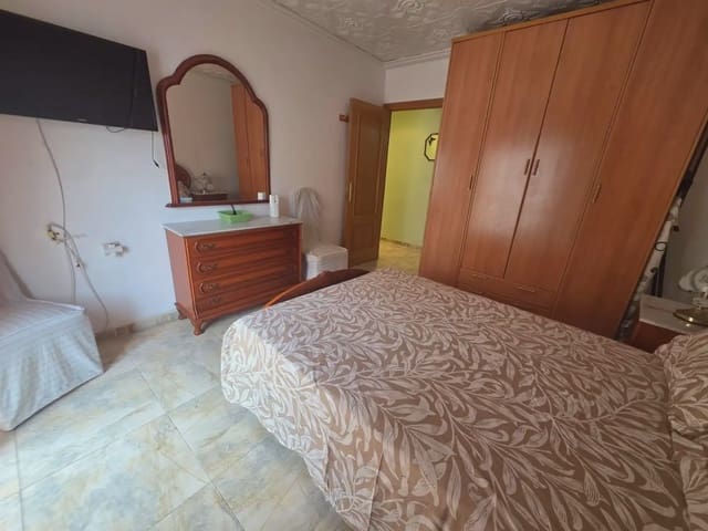 4 chambre Appartement à vendre à Gandia - 139 000 € (Ref: 9752630)