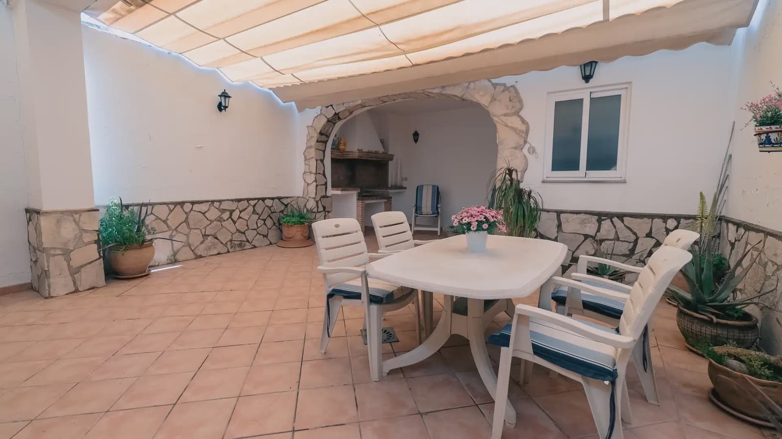 3 makuuhuone Omakotitalo myytävänä paikassa Gandia - 399 000 € (Ref: 9797634)