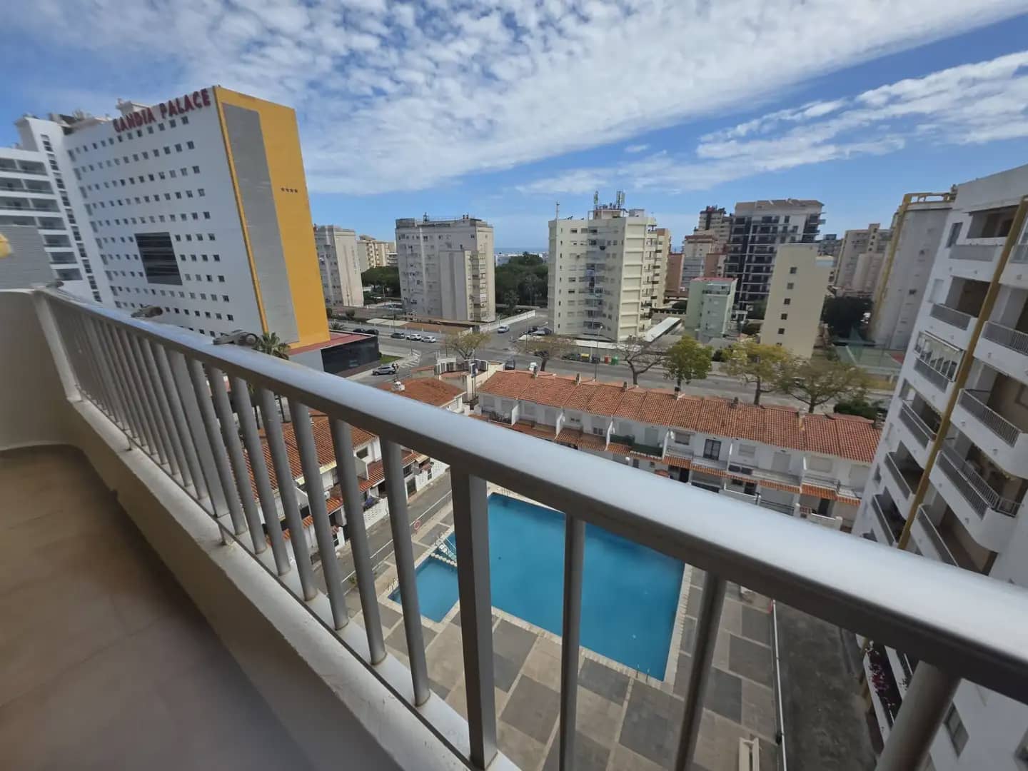 3 Zimmer Strandapartment zu verkaufen in Gandia mit Pool - 299.000 € (Ref: 9805294)