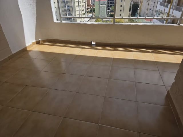 Apartamento Playa de 3 habitaciones en Gandia en venta con piscina - 289.000 € (Ref: 9805294)