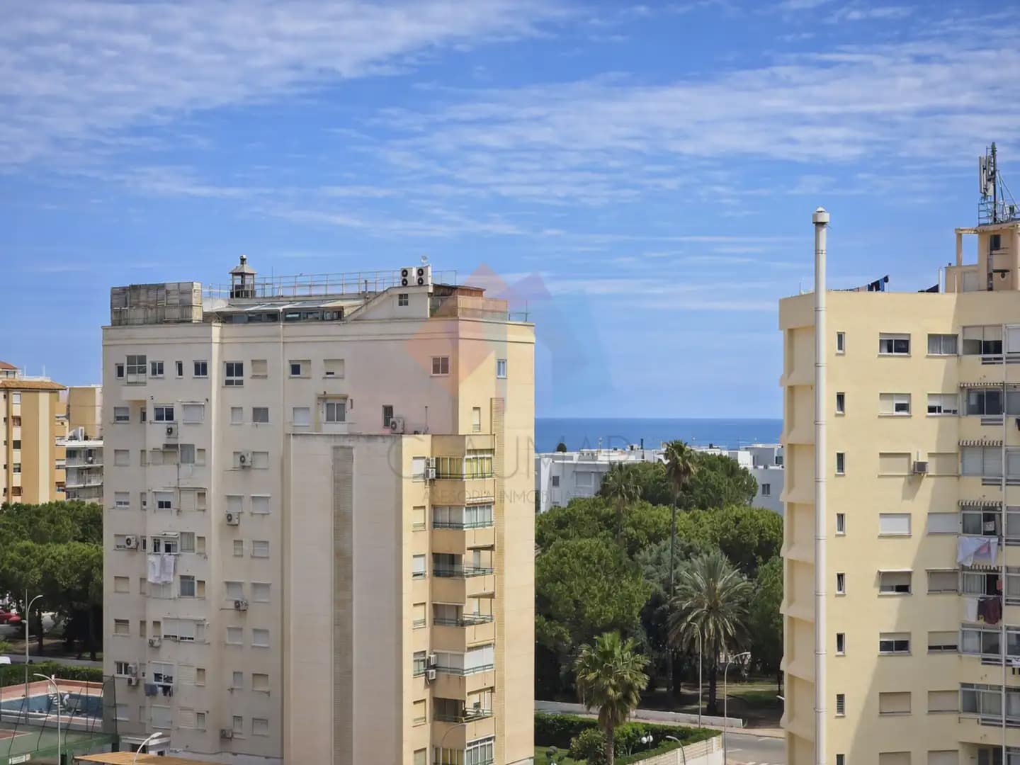 3 bedroom Beach Apartment for sale in Gandia with pool - € 289,000 (Ref: 9805294)