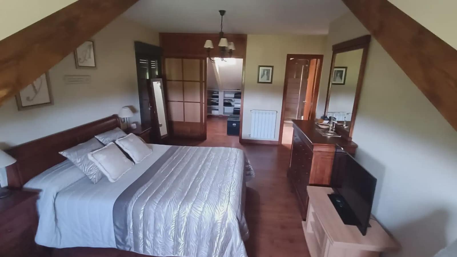 6 soveværelse Villa til salg i Carracedelo - € 285.000 (Ref: 9805873)