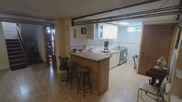 6 soveværelse Villa til salg i Carracedelo - € 285.000 (Ref: 9805873)