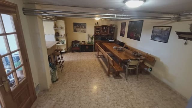 6 soveværelse Villa til salg i Carracedelo - € 285.000 (Ref: 9805873)