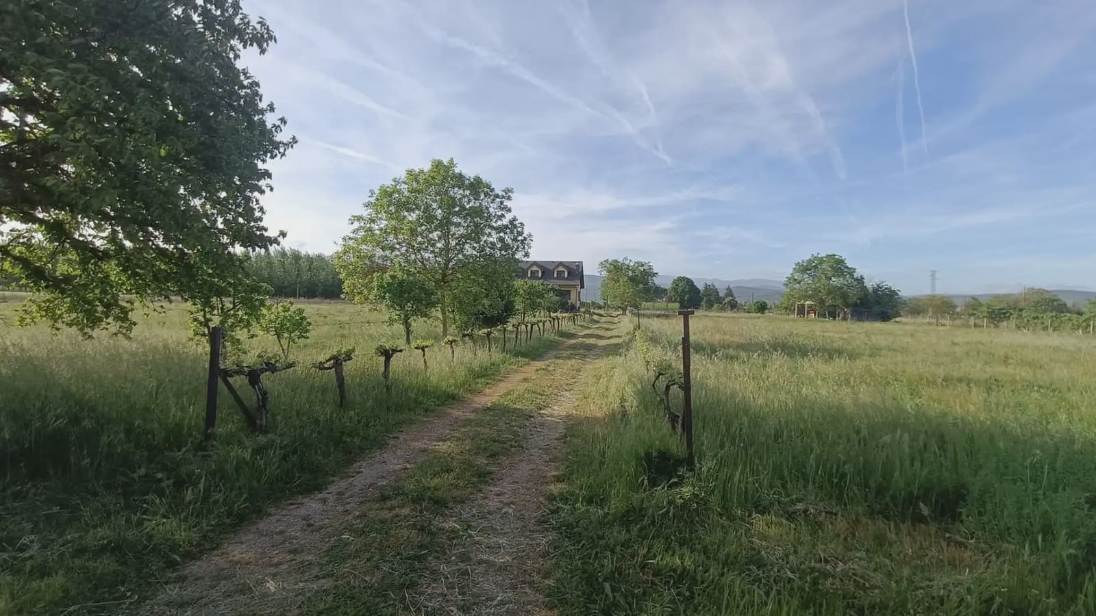 6 soveværelse Villa til salg i Carracedelo - € 285.000 (Ref: 9805873)