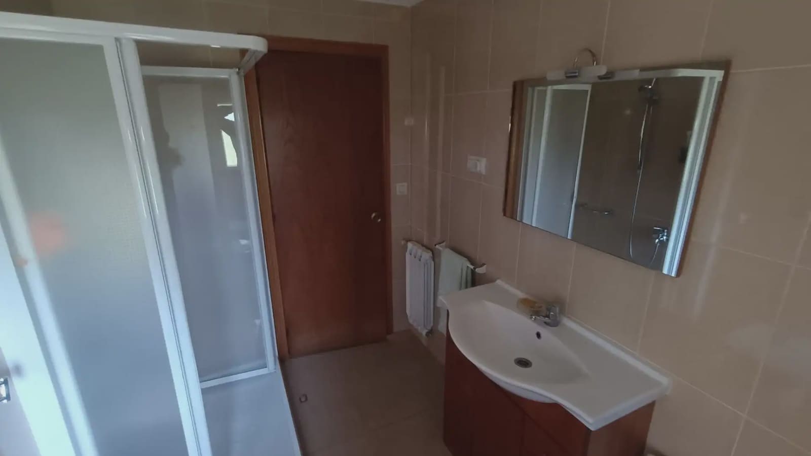 6 bedroom Villa for sale in Carracedelo - € 285,000 (Ref: 9805873)