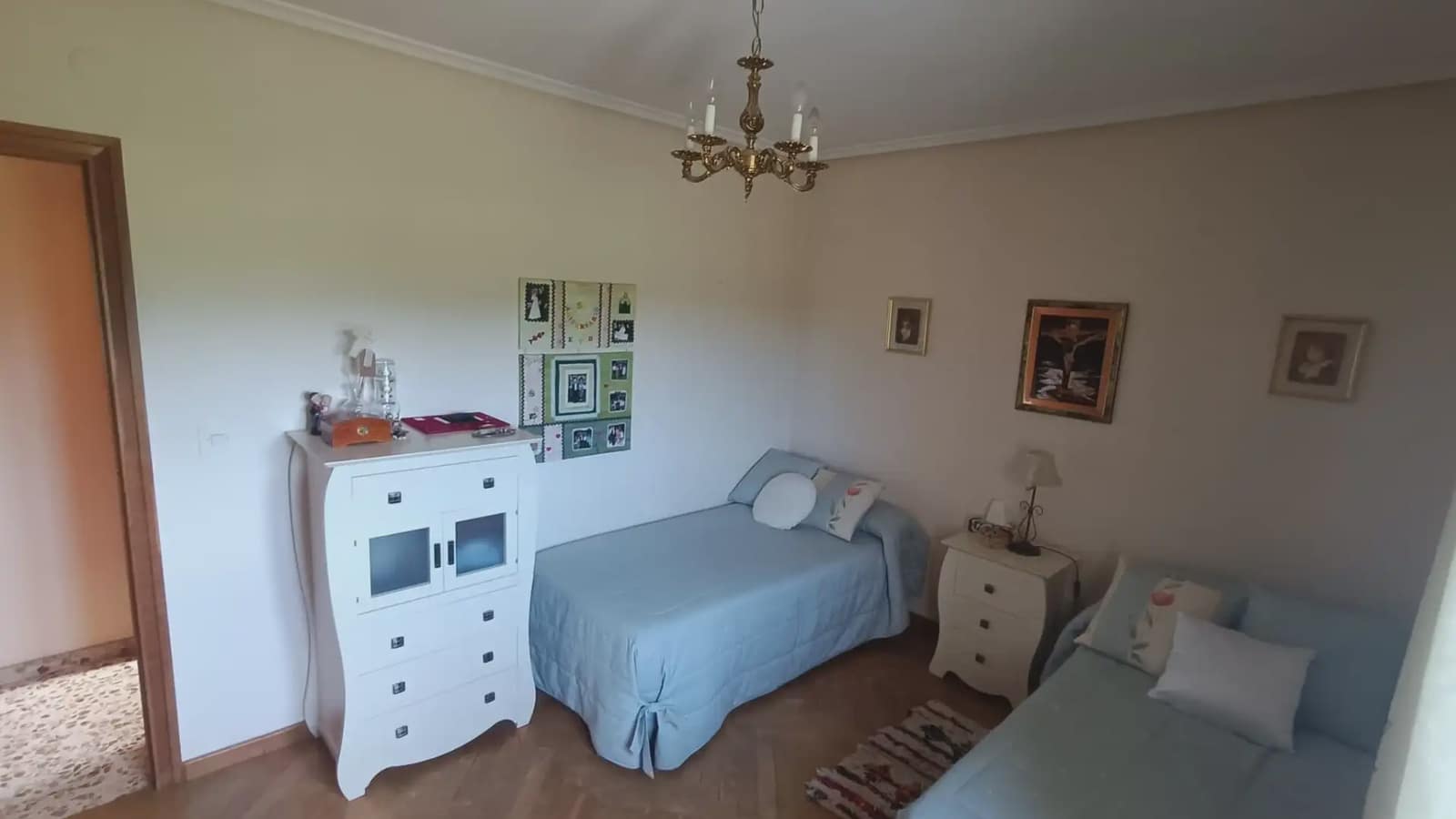 6 bedroom Villa for sale in Carracedelo - € 285,000 (Ref: 9805873)